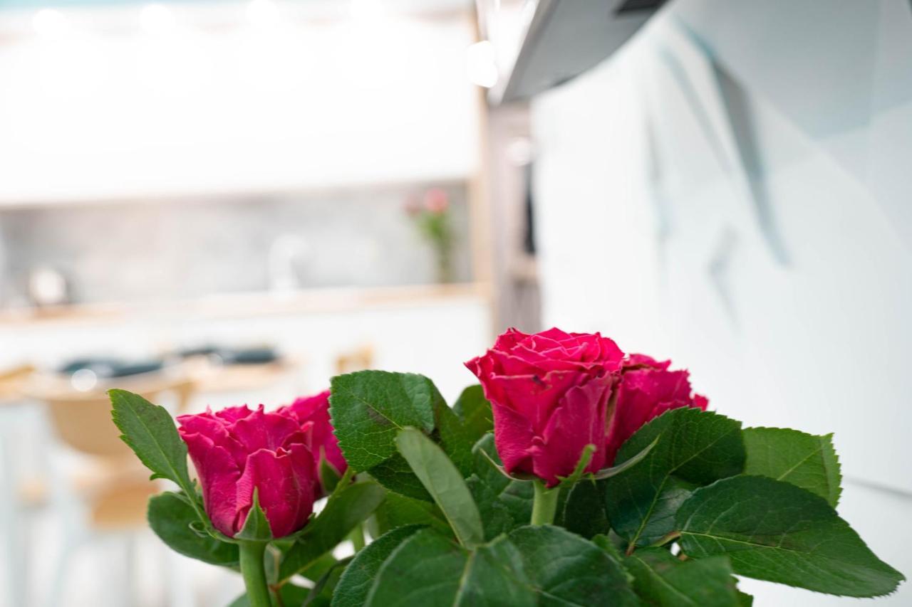 New Apartament Vip Blue Warszawa+Parking Wola Mrokowska エクステリア 写真