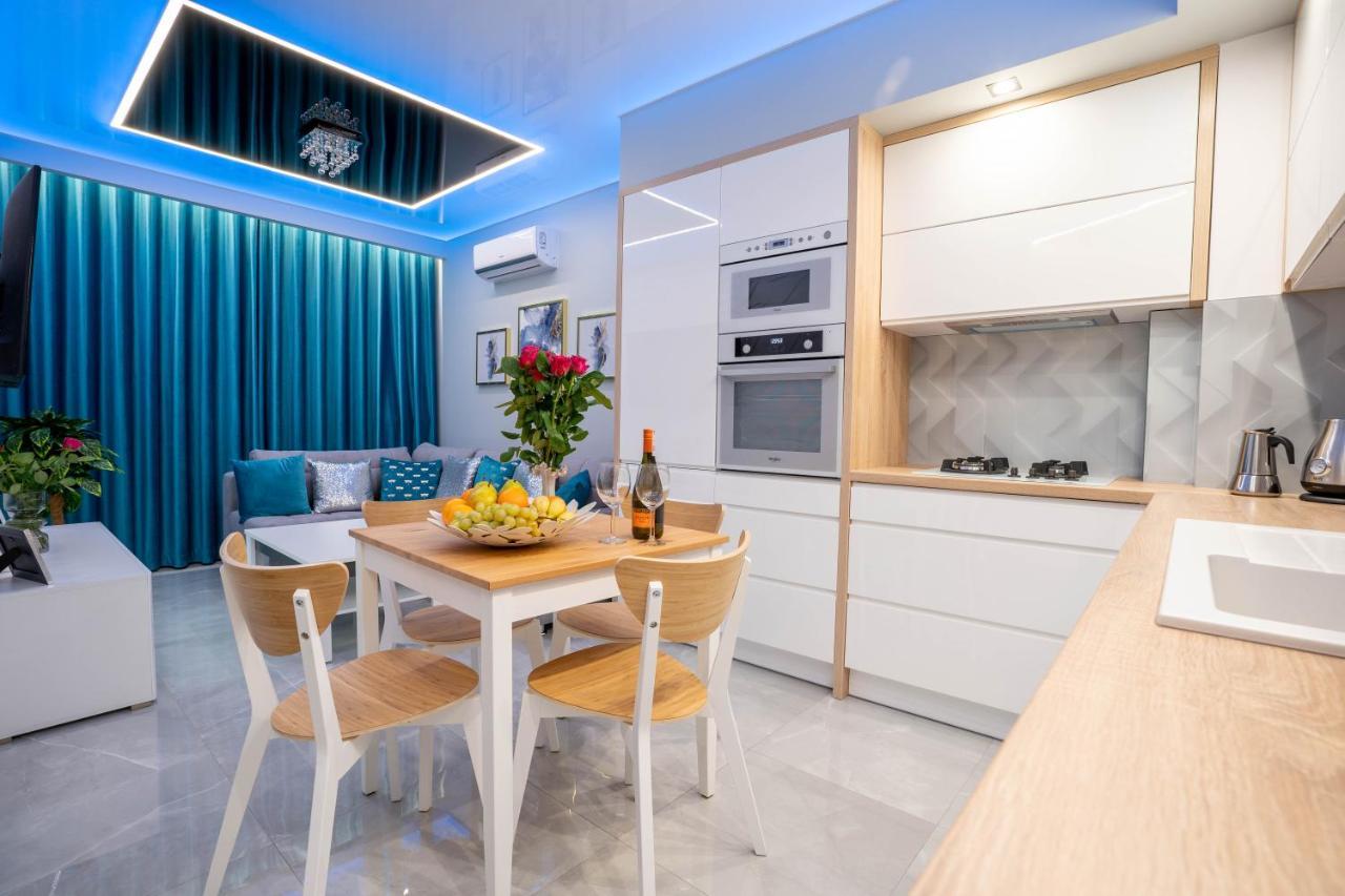 New Apartament Vip Blue Warszawa+Parking Wola Mrokowska エクステリア 写真